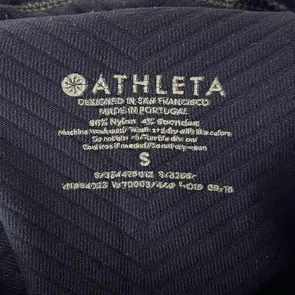 Athleta Shirt Womens Size Small Black Sleeveless Mocked Neck Tank Top Ribbed - Picture 4 of 7